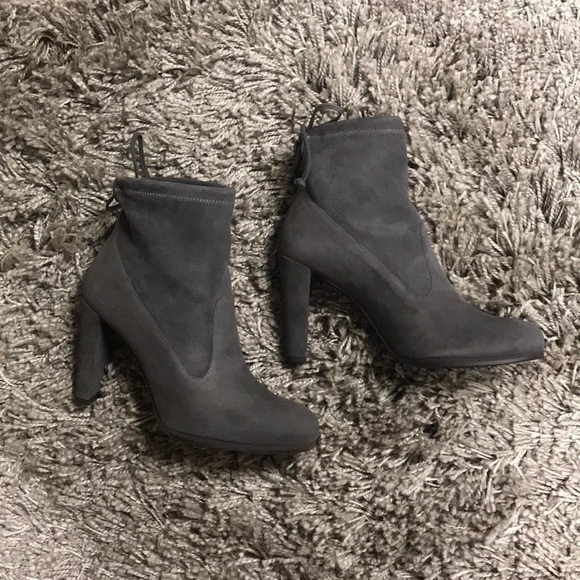 Stuart Weitzman Shoes - 2 Hrs left stuart Weitzman glove shape boots